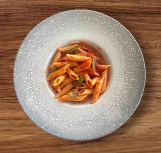 Penne San Marzano e Peperoncino