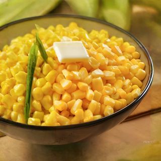 121. Пилешко с царевица (700г)