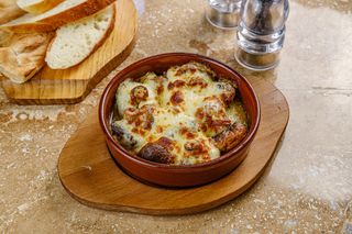 სოკო კეცზე სულგუნით