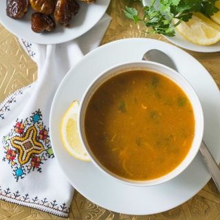 Harira Marocaine Et Accompagnements