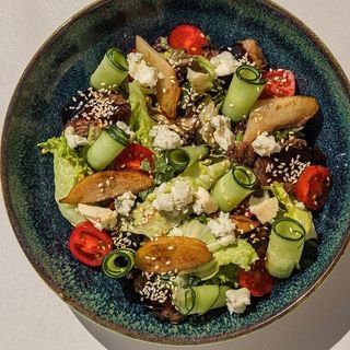 Салат з курячою печінкою (250 г)