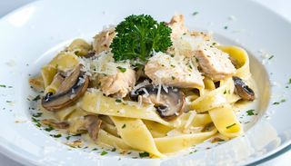 Paste Pollo e Funghi