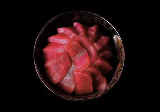 J123 Chirashi tonno