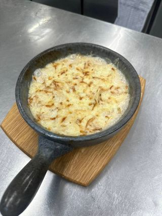 CURETINA SA MLINCIMA I TARTUFIMA