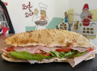 Sendvič šunka sir