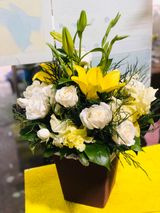 თეთრი ვარდების კოლოფი