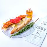 Bocatín o Bocadillo de Sobrasada y Queso Manchego