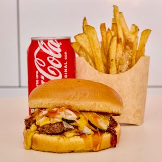 Menu burger + patatas + bebida (Simple)
