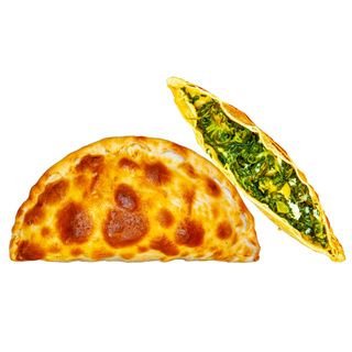 Емпанада зі шпинатом та фетою