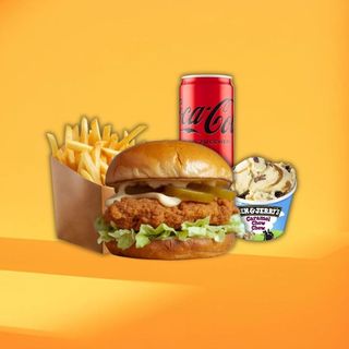 Menù crispy chicken bro x Ben & Jerry's