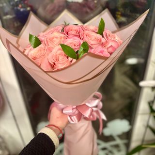 Букет с 21 цветни рози