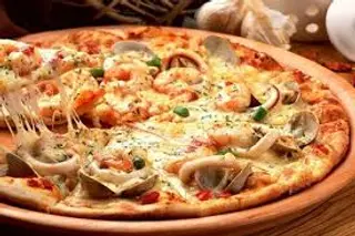 Pizza Fruits De Mer