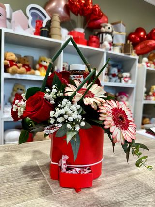 Arranjo com 3 Rosas e 3 Gerbéras