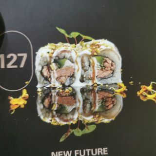 127. NEW FUTURE (8 uds.)