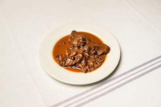 Fricandó de vedella amb bolets