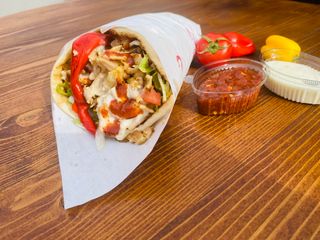 Вегетариански дюнер с печен кашкавал (350г)