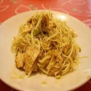 202. Fideo De Arroz Fritos Curry