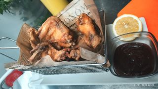 Alitas De Pollo Frito (6 Uds.)