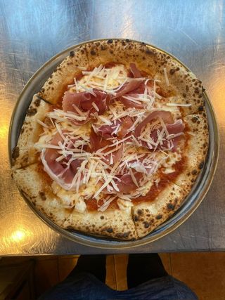 Pizza Prosciutto crudo  i stracciatella 350 gr