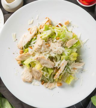 Ensalada César de pollo