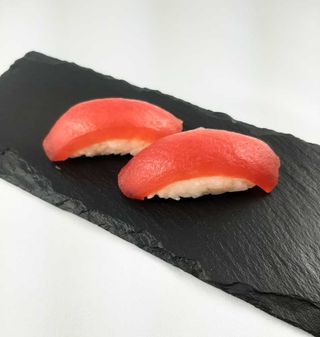 6.Nigiri z tuńczykiem 2szt.