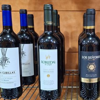 Vino Tinto (750 MI.)