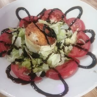 Ensalada rulo de cabra