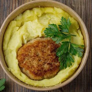 Пюре картопляне з котлетою свинною, ТМ Вепр (320г)
