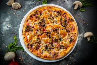 Prosciutto Funghi 620 g