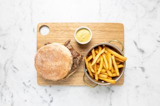 Prego no Pão com Batata Frita