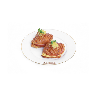 Croissant farci charcuterie et fromage