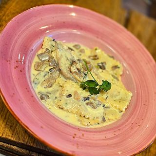 "Raviolini" de Peus De Porc i Tòfona