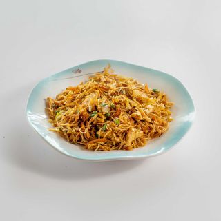 Spaghete din  orez si pui