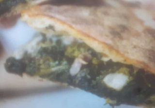 Ciaccino con salsiccia e friarielli per 4 persone