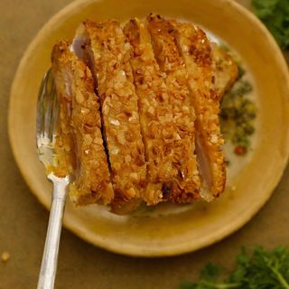 40. Pollo Rebozado Con Almendras