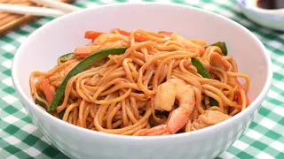 Fideos Chinos Con Tres Delicias