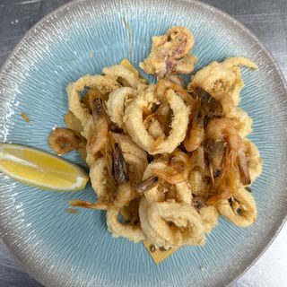 Frittura di calamari e gamberi