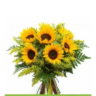 Bouquet realizzato con girasoli e verde decorativo