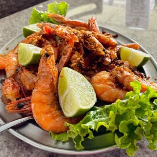 Camarão ao Alho e Azeite