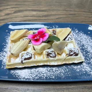 Гофра з бананом та шоколадом (220г)