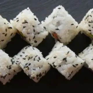 URAMAKI SALMÓN FILADELPHIA (8 Pzs.)