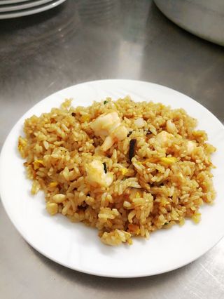 46 Riso alla salsa di soia 酱油炒饭