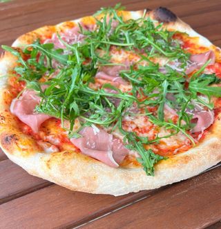 Pizza prosciutto crudo