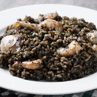 Risotto Nero con Gamberi e Calamari