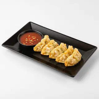 Škampi gyoza