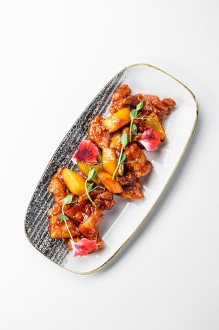 КУРКА У КИСЛО-СОЛОДКОМУ СОУСІ ПО-КАНТОНСЬКИ (330г)
