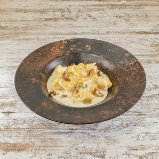 Fiocchi de pera con salsa gorgonzola