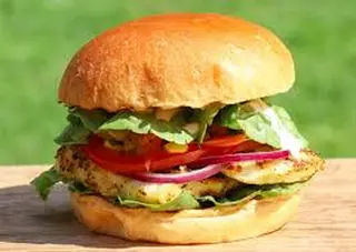 Spicy Halloumi Burger