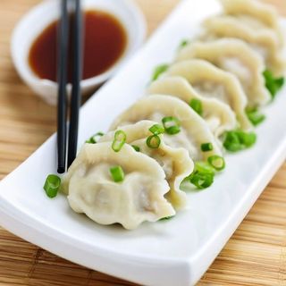 Gyoza Plancha (12 Uds.) 煎饺