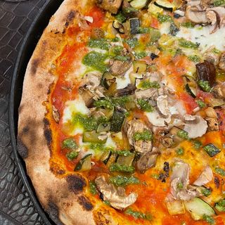 Pizza ortolana  (33 cm.)